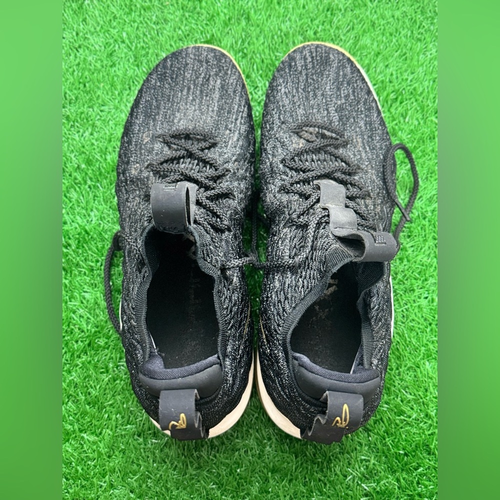 Nike LeBron 15 Low Metallic Gold 2018 - AO1755-001‎ Size 13